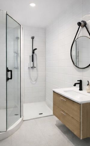 En-suite- click for photo gallery